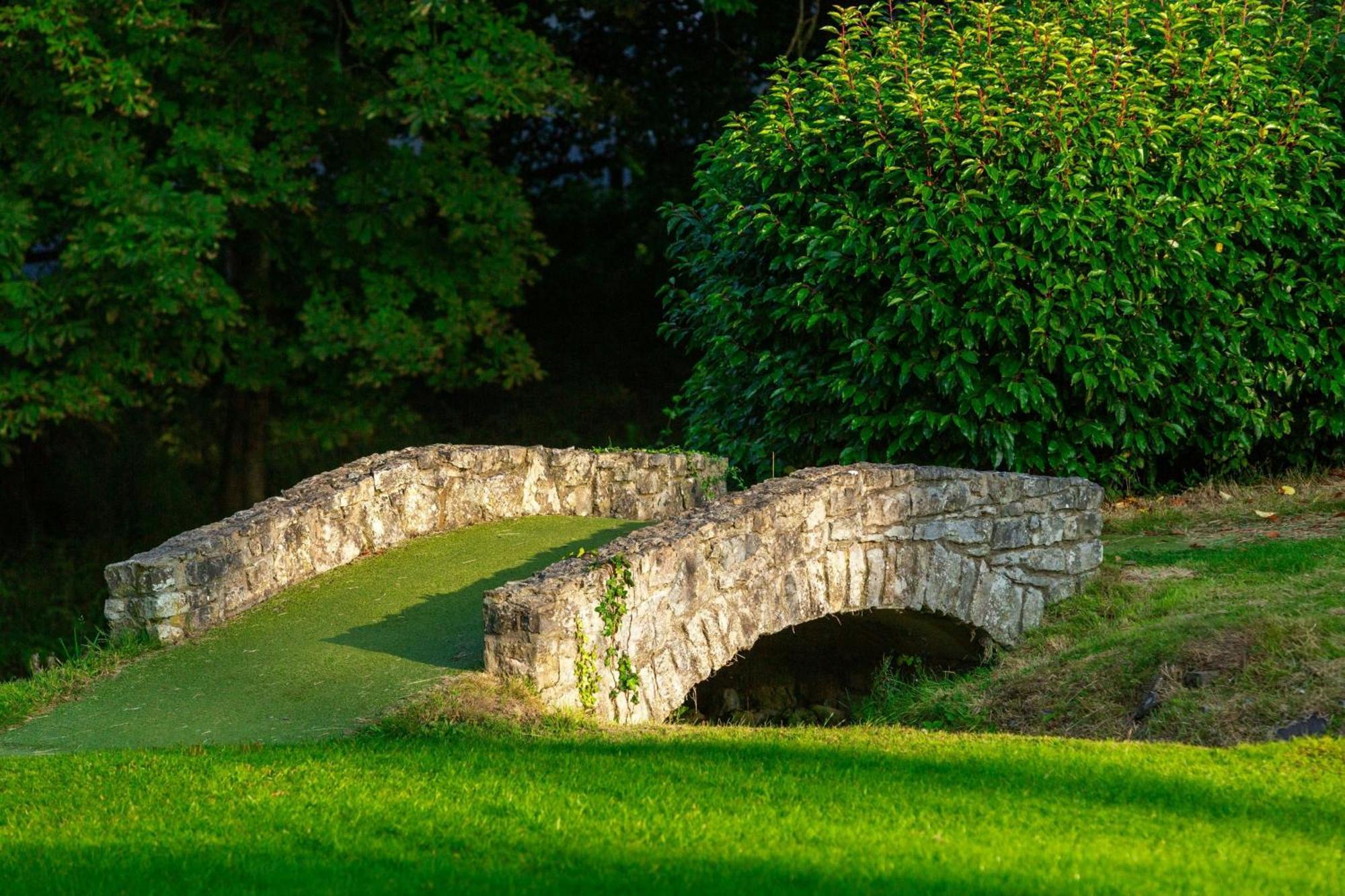 Hotel Mount Juliet Estate, Autograph Collection à Thomastown  Extérieur photo The 18th hole at Augusta National Golf Club